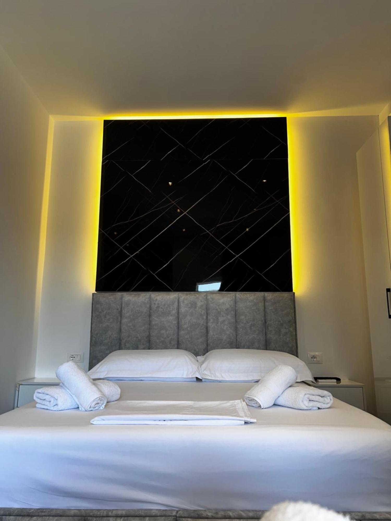 Noya Suites Sr Sarandë Exterior foto