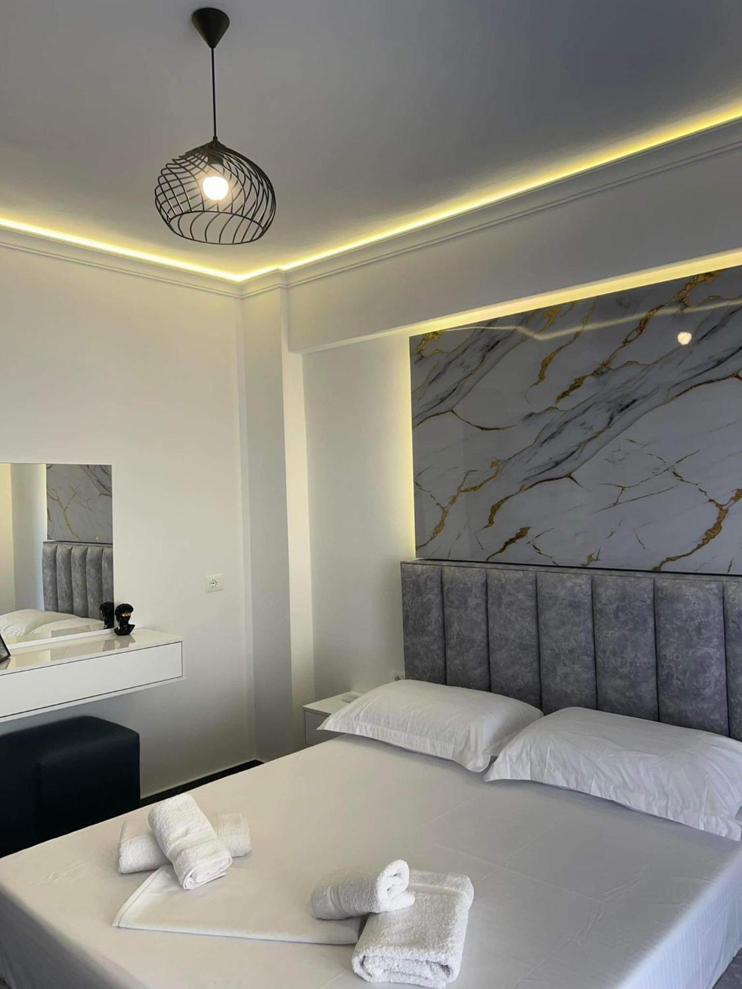 Noya Suites Sr Sarandë Exterior foto