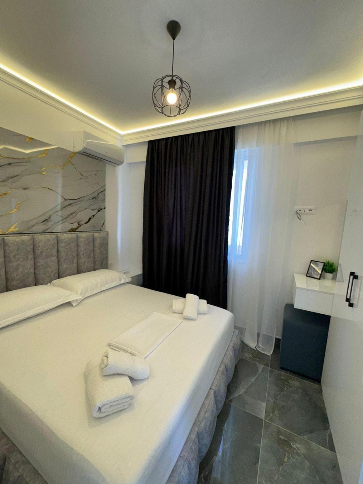Noya Suites Sr Sarandë Exterior foto